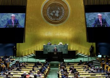 Генсек ООН заявил о нахождении мира на грани пропасти