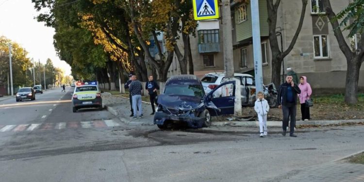 Два человека пострадали в аварии в Бельцах