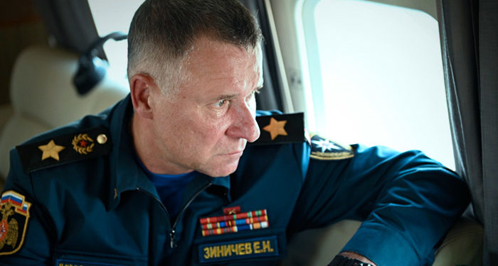 В России при учениях погиб глава МЧС Евгений Зиничев