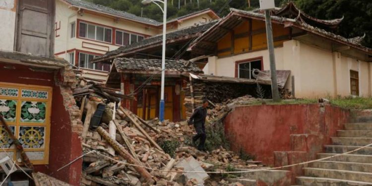 В Китае произошло сильное землетрясение, есть жертвы