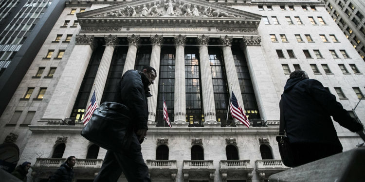 США предрекли экономический кризис хуже Великой депрессии