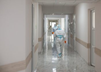Covid: 1194 noi infectări și 16 decese au fost înregistrate timp de o zi