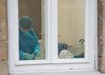 Cinci decese și 787 noi infectări cu coronavirus au fost depistate în Moldova timp de o zi