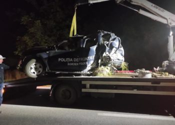 Accident cu trei mașini, în sudul țării. Un șofer de 48 de ani a decedat, iar un polițist de frontieră este căutat pentru audieri | FOTO