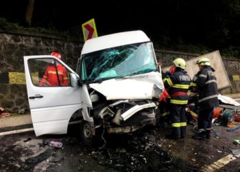 В Румынии произошла авария с микроавтобусом, направляющимся в Молдову. Сообщается о 13 пострадавших