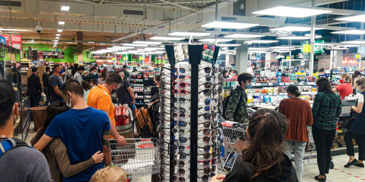 Noi restricții pentru centrele comerciale și supermarketurile din Capitală