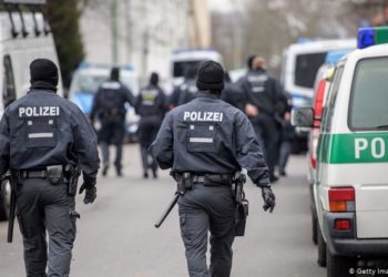 Полиция Германии задержала планировавшего взрыв в синагоге сирийца