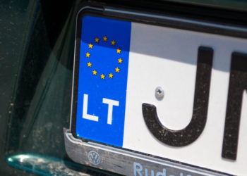 Mașinile cu numere de înmatriculare străine vor fi inspectate de polițiști și inspectorii ANTA