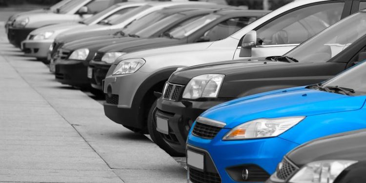 Doi angajați ai Agenției Servicii Publice, implicați într-o schemă infracțională de deposedare a bunurilor | VIDEO