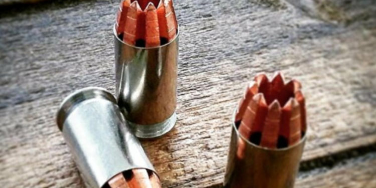 Percheziții la Î.S. „Cartuș” în dosarul cu cartușele „florile morții”