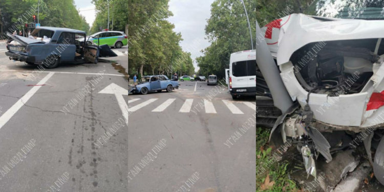 Accident groaznic cu implicarea unei ambulanţe: sunt victime | FOTO