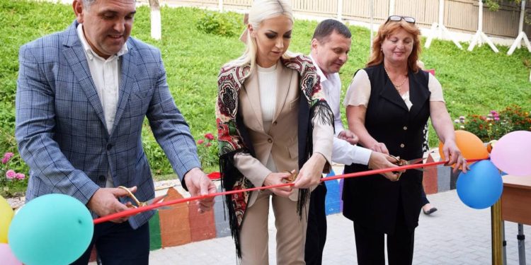 Echipa lui Ilan Șor continuă să investească în viitorul copiilor: Gimnaziul rus din satul Sămănanca a fost renovat capital | VIDEO