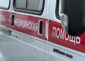 Опасные игры: ребёнок попал в больницу после падения с высоты