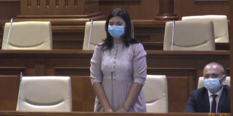 Ex-avocata Maiei Sandu a fost votată în funcția de Avocat al Poporului