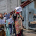 Spălatul toaletelor – singurul loc de muncă permis femeilor afgane în noua administrație talibană din Kabul