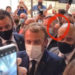 Președintele Franței, Emmanuel Macron, lovit cu un ou de un protestatar. Bărbatul a fost arestat | VIDEO