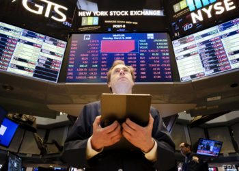 Американские рынки рухнули вслед за обвалом Facebook