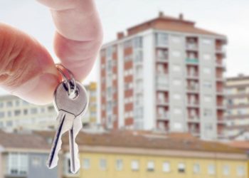 Более 4300 человек сдавали жилье без контракта. Какой штраф им грозит