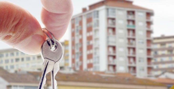 Более 4300 человек сдавали жилье без контракта. Какой штраф им грозит