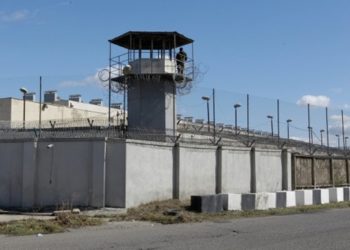 Саакашвили перевели в одиночную камеру