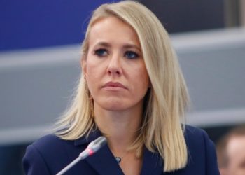 Опубликовано видео момента ДТП с участием Ксении Собчак