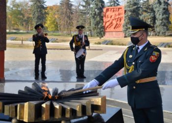 На мемориальном комплексе «Вечность» в столице временно отключили Вечный огонь