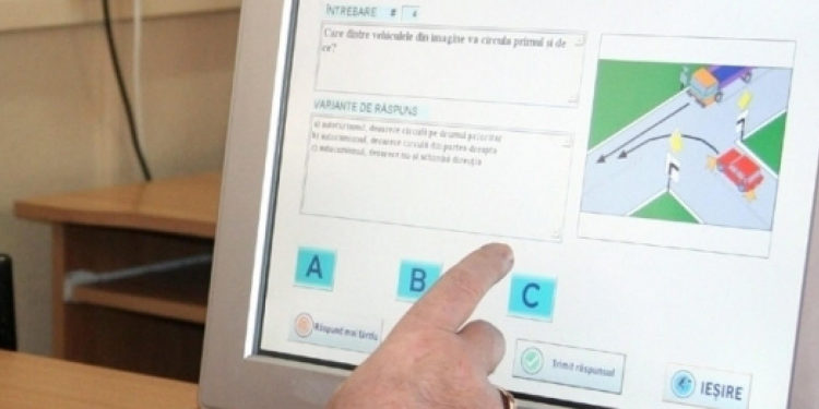 Sumele pentru permisele auto eliberate fraudulos urcă la câteva sute de mii de euro pe lună