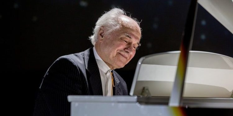 La 85 de ani de la nașterea maestrului Eugen Doga, o clădire din centrul capitalei îi va purta numele