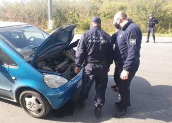 Ghinion la vamă: Mașina unui șofer român s-a defectat. Ce au făcut polițiștii moldoveni