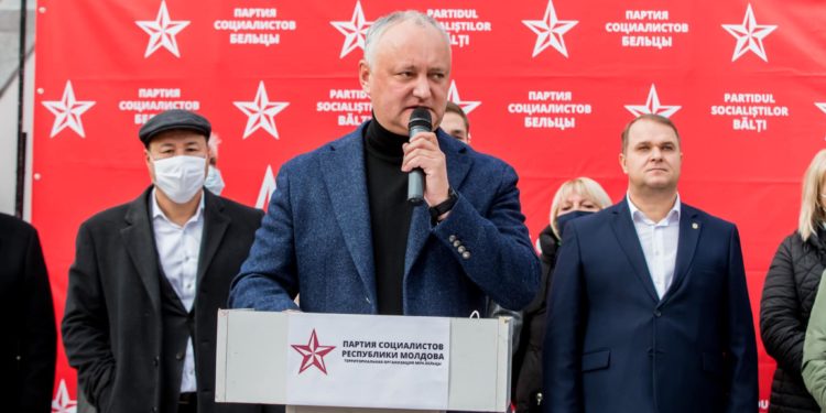 Igor Dodon renunță la mandatul de deputat în Parlament și ar putea rămâne doar președinte de onoare al PSRM