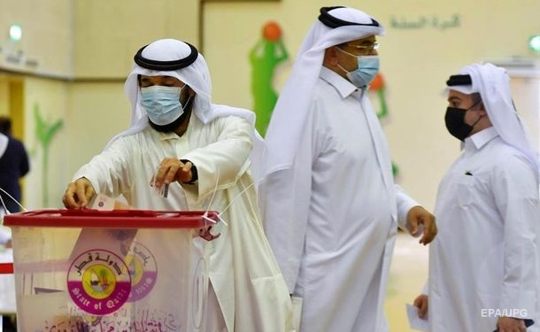 Катар впервые в истории избирает парламент