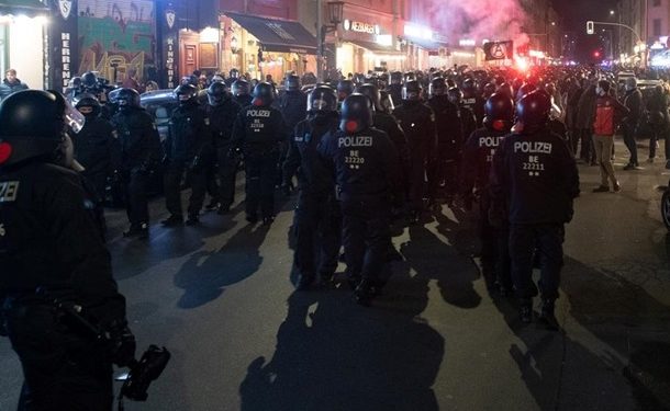 В Берлине 3,5 тысячи полицейских штурмовали сквот