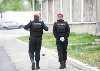 В парке Штефана чел Маре в Кишиневе потерялись двое детей: карабинеры помогли малышам попасть в свои семьи | VIDEO