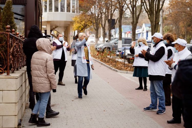 Марина Таубер начала кампанию по сбору подписей в поддержку программы развития Бельц | FOTO/VIDEO