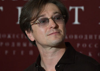 Сергей Безруков, Лариса Гузеева, Валерий Гаркалин: как российские деятели культуры переносят коронавирус