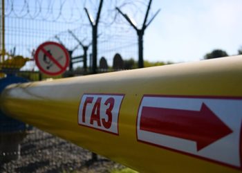 «O să rămânem pe pâine și apă»: Locuitorii capitalei sunt revoltați, oamenii dau vina pe conducerea țării pentru criza energetică | VIDEO