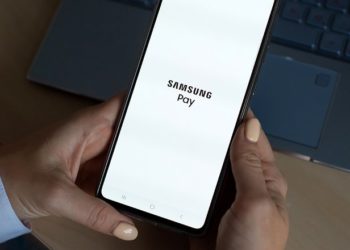 В России запретили продажу десятков моделей смартфонов Samsung