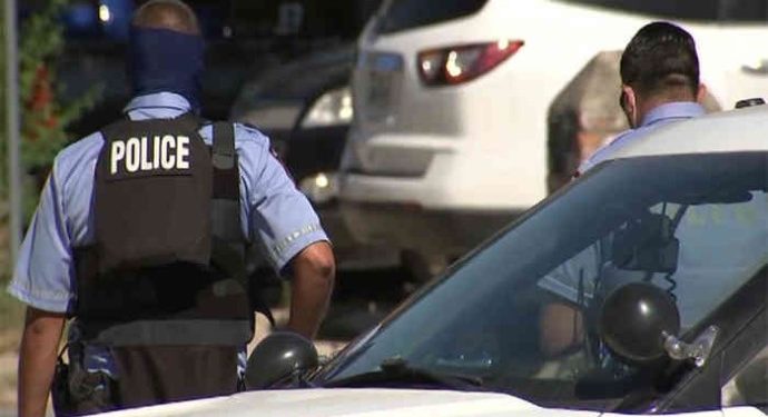 В США подросток убил возлюбленную и заставших пару в постели родителей