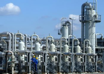 Европа приступила к расходу газа из хранилищ