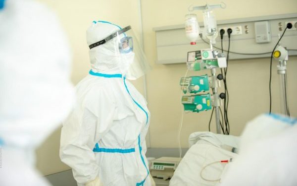 Încă 1470 de persoane s-au infectat cu coronavirus, iar 25 și-au pierdut viața