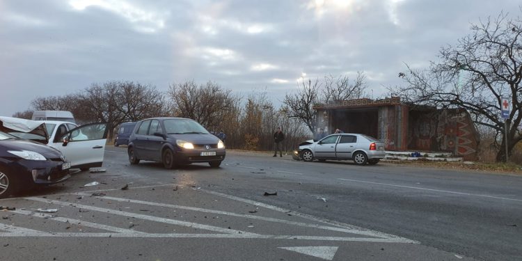 Dimineață cu ghinion. Câteva automobile s-au tamponat violent la Cricova