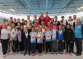 Înotătorii moldoveni au cucerit 86 de medalii, dintre care 41 de aur la turneul din Bulgaria