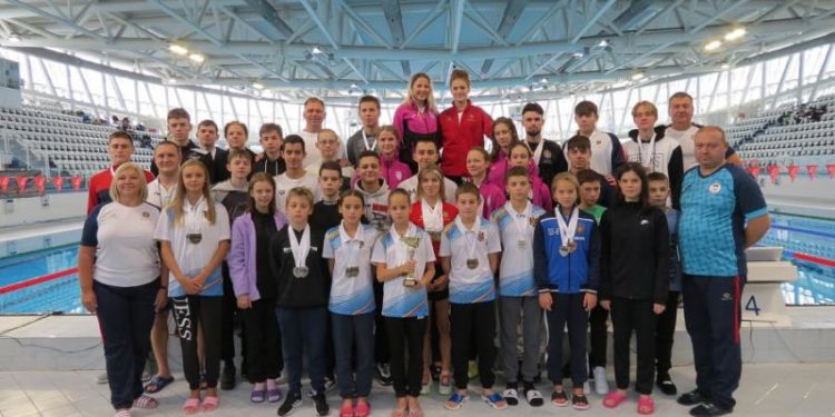 Înotătorii moldoveni au cucerit 86 de medalii, dintre care 41 de aur la turneul din Bulgaria