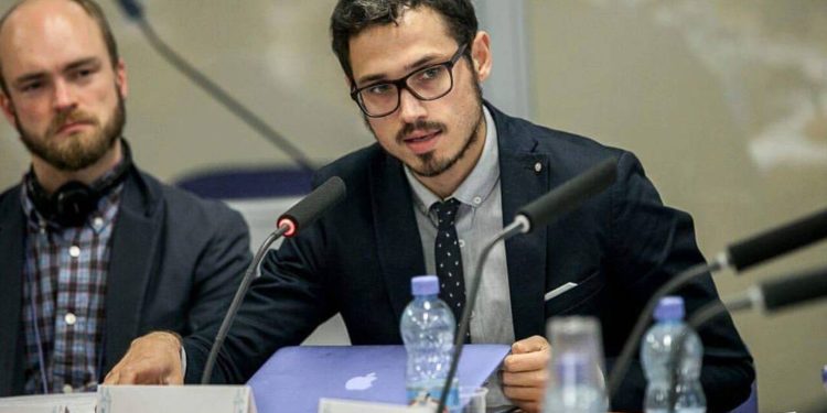 Politologul Dionis Cenuşă, despre respingerea propunerii Partidului „Şor” de audiere a premierului în problema gazelor: PAS ştie că Guvernul nu are răspuns la întrebări