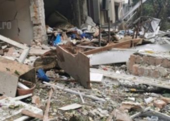 Explozie într-un bloc locativ, în România: O fetiță de opt ani și bunica ei au ajuns la spital | VIDEO