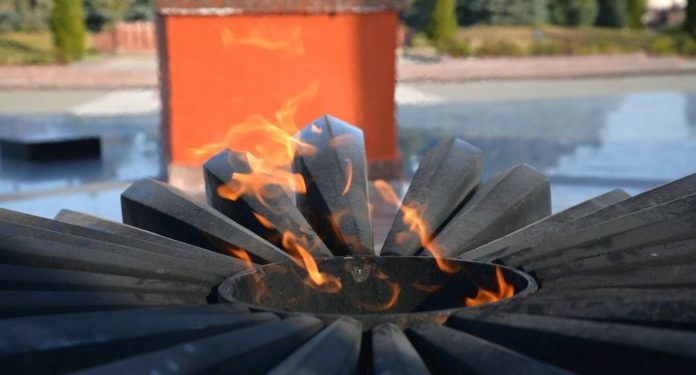 Ministerul Apărării: Focul Veșnic a fost deconectat în legătură cu criza gazelor! Gavrilița: O eroare tehnică!