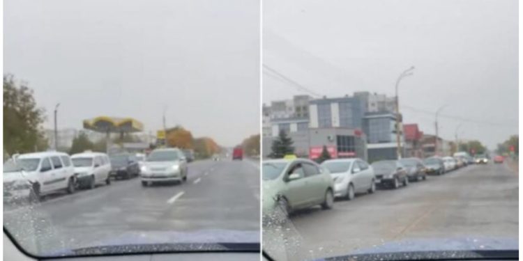 Coadă uriașă la o benzinărie din Bălți! Criza de gaz metan începe să creeze panică | VIDEO