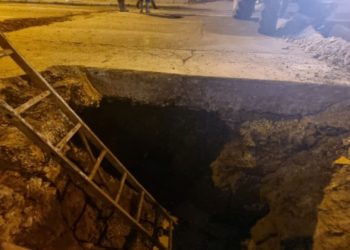 Problema craterului imens pe artera Ismail din Chișinău a fost rezolvată parțial. Șoferii sunt revoltați: «În Moldova te poți aștepta la așa ceva» | VIDEO