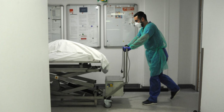 A fost depășit pragul de 5 milioane de decese provocate de COVID-19 la nivel global