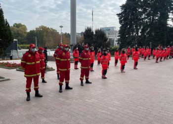 Peste 30 de cadre medicale din Republica Moldova pleacă în România, pentru a ajuta la tratarea bolnavilor de COVID | VIDEO